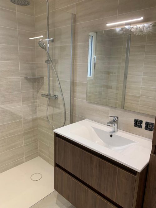 Rénovation d'une salle de bains - douche italienne