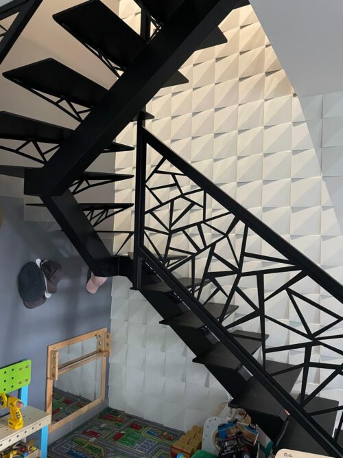 Mur effet 3D dans une montée d'escalier